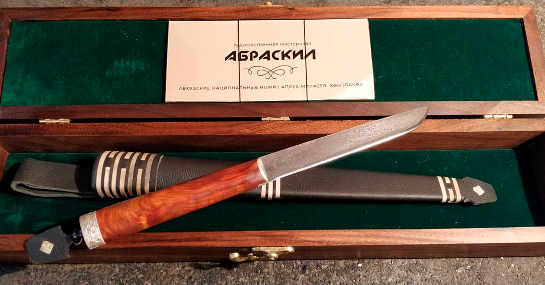 Кинжал абхазского феодала. Абхазский нож.